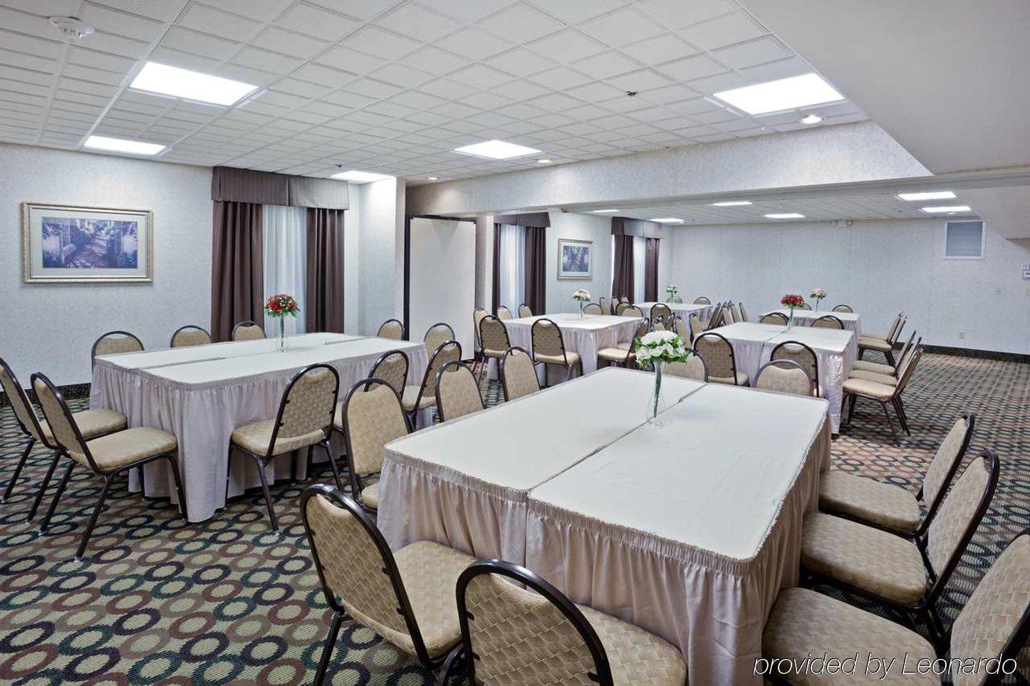 Hampton Inn Cleveland-Airport/Tiedeman Road Brooklyn Negócio foto